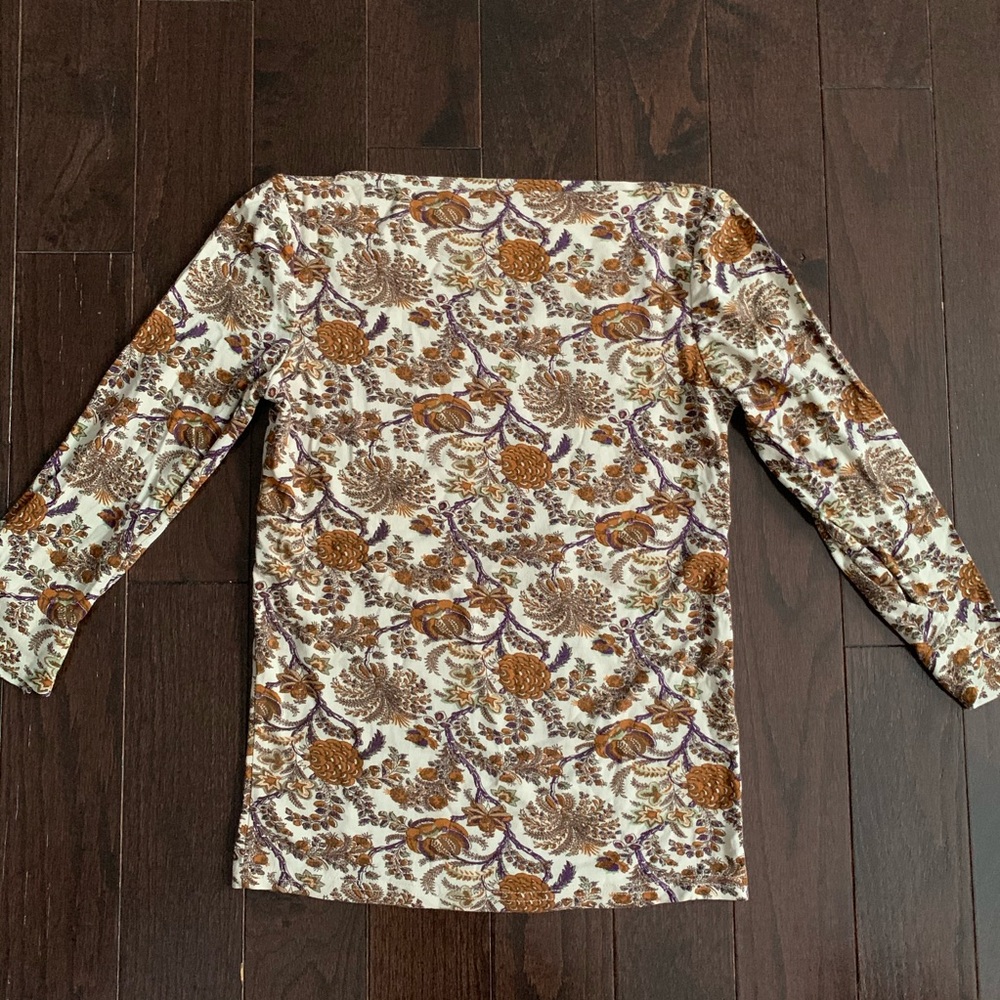 Three Quarter Sleeve Top